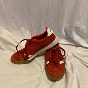 Women’s Skechers tennis shoes